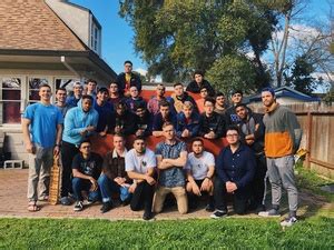 chi phi uc davis